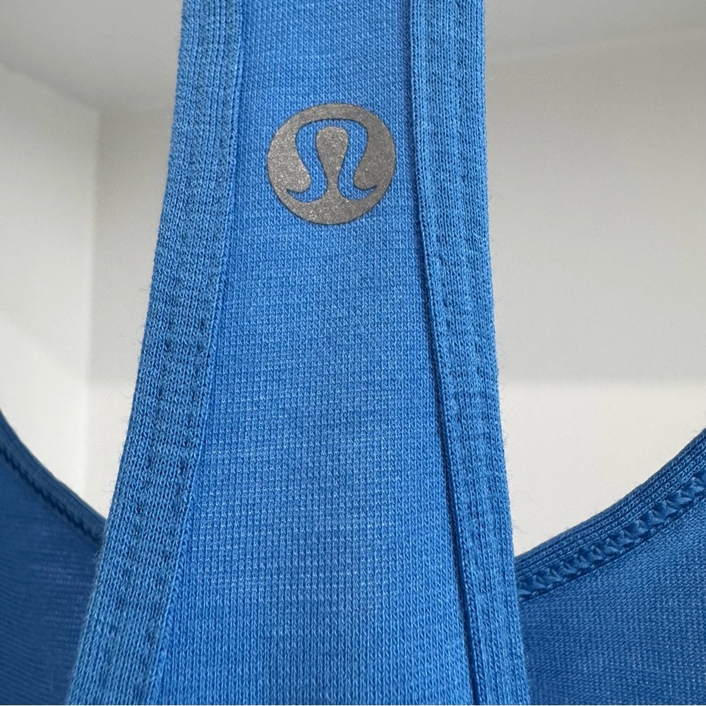 Lululemon Tech Mesh Singlet Tank | Blue | NWOT | Approx. Size 4 - Picture 3 of 10